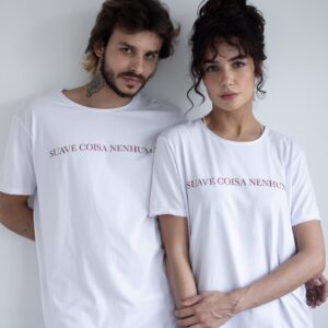 Camiseta SUAVE COISA NENHUMA. branco