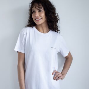 Camiseta ESCUCHA MÚSICA LATINA 3.0 branco