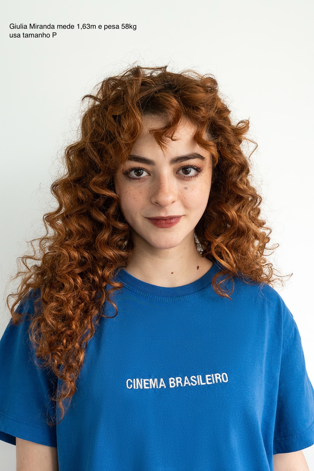 Camiseta malhão bordada CINEMA BRASILEIRO azul - Imagem 3