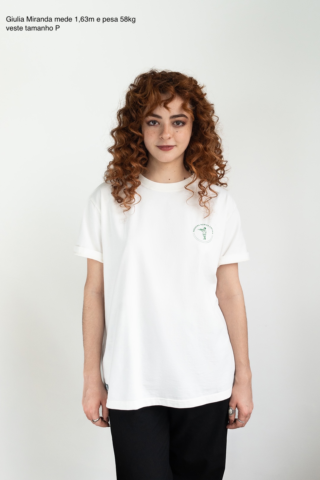 Camiseta ESCUCHA MÚSICA LATINA branco cru - Imagem 7